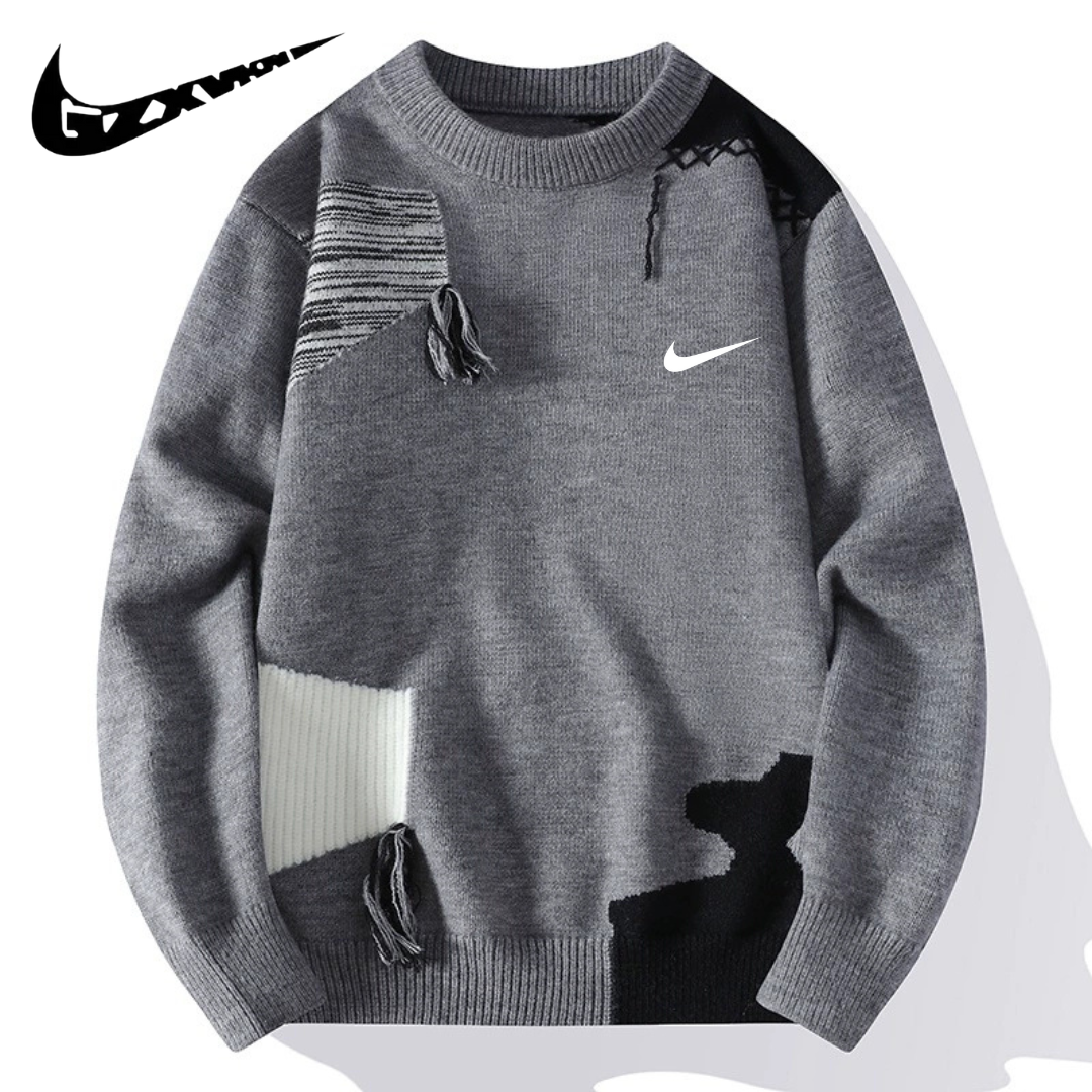 NIKE - Urban Crew PatchKnit™ Sweater