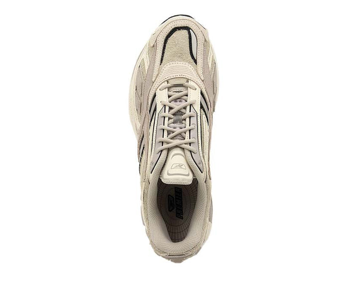 Running shoes for asphalt in oat shade