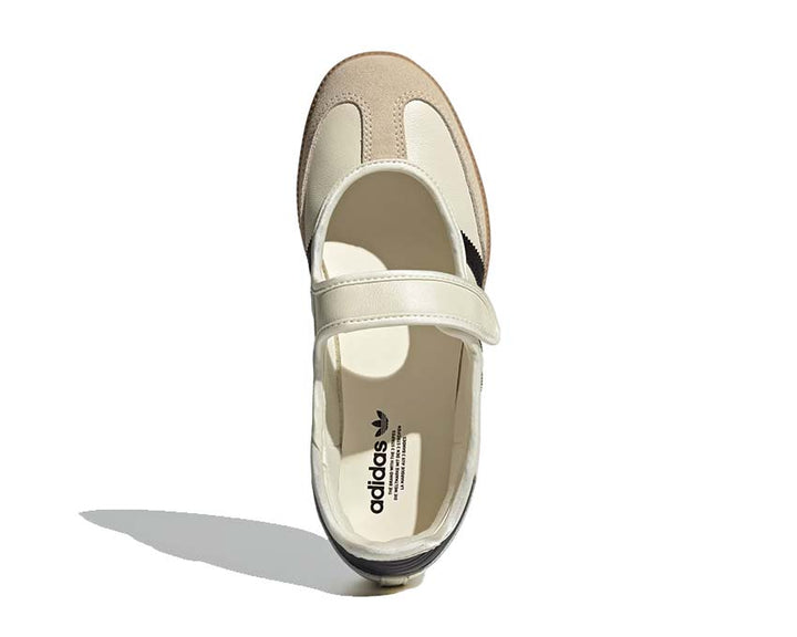 Leather sneakers in cream colour with rubber sole