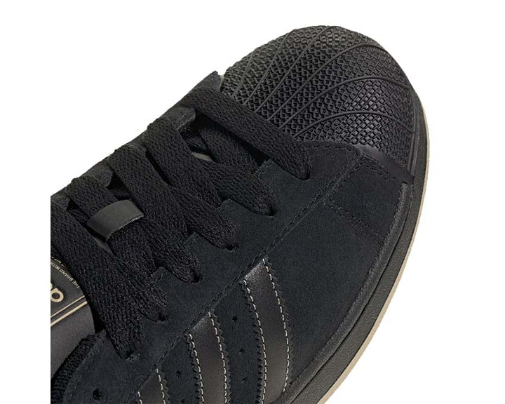 Classic Leather Sports Shoes in Black