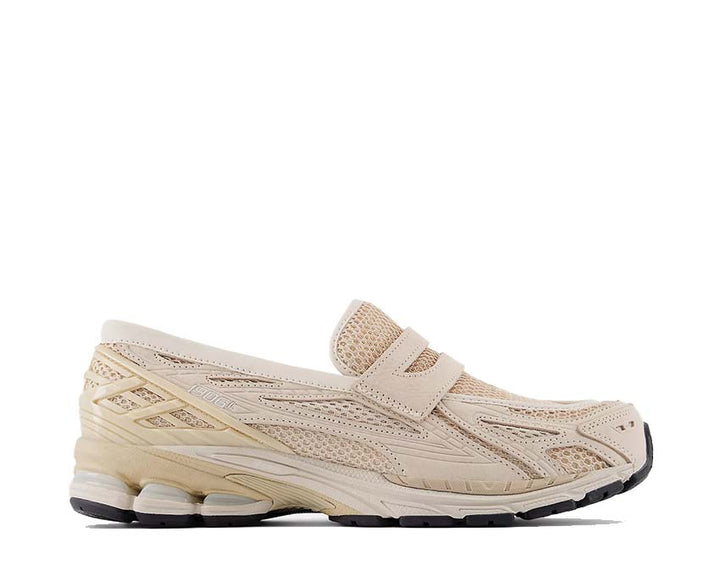 Running shoes 1906L in biscuit colour