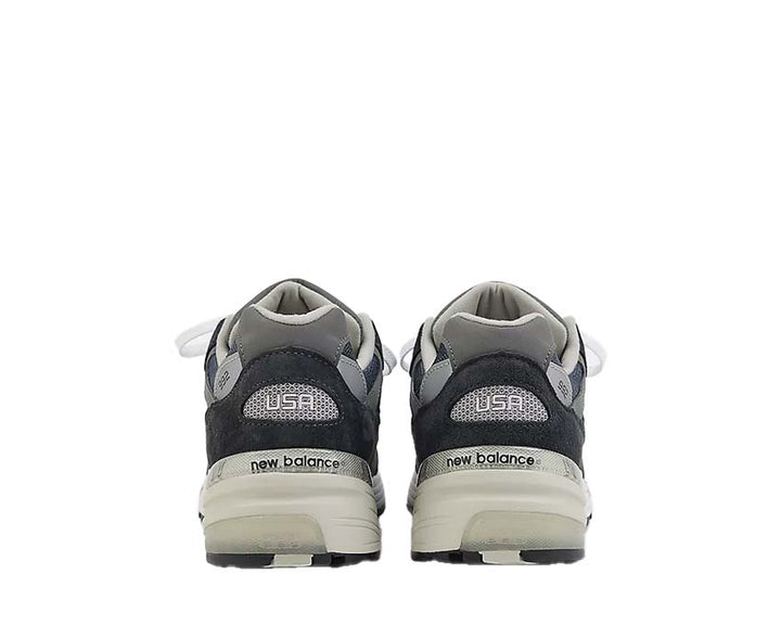 Sports shoes made of leather and fabric, navy blue, produced in the United States.