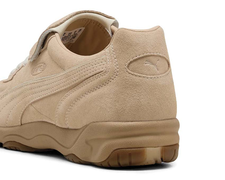 Beige Indoor Football Shoes Made of Leather
